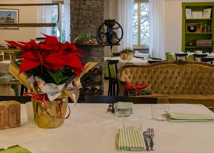 Ristorante Della Sacra 호텔 2*