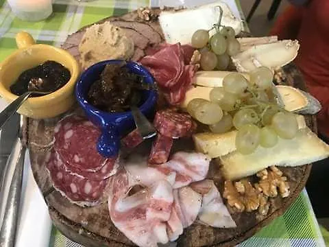 호텔 Ristorante Della Sacra 2*